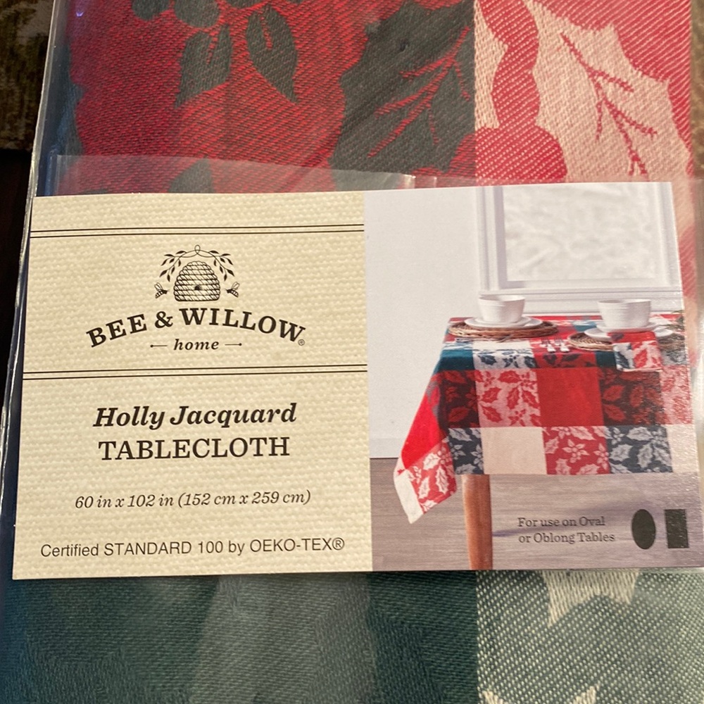 Christmas Holly Jacquard Tablecloth 60x102